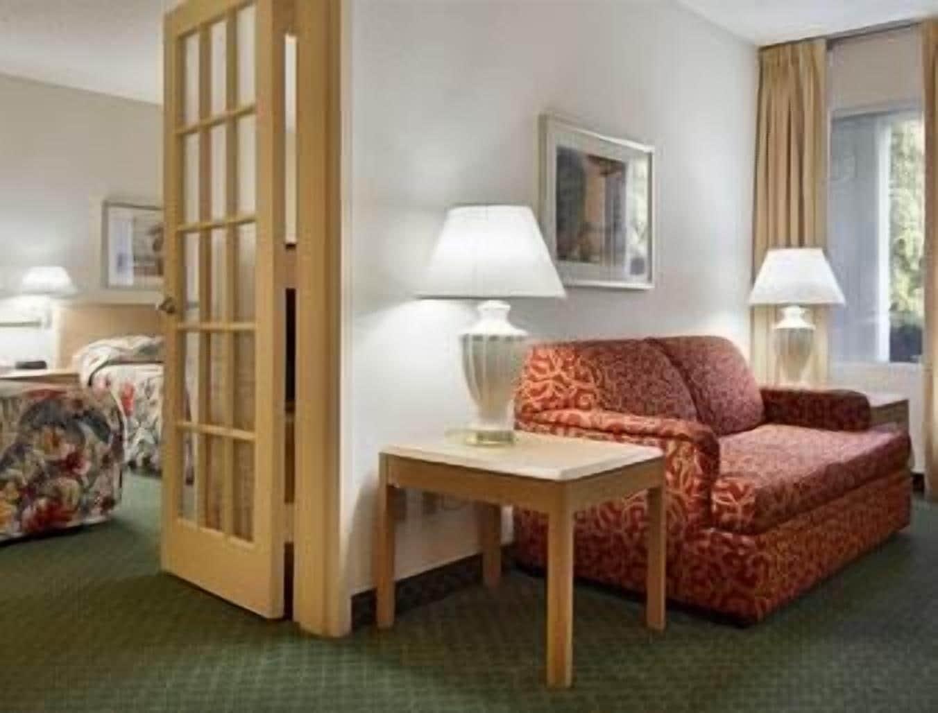 Hotel Carolina A Days Inn By Wyndham Hilton Head Island Ruang foto