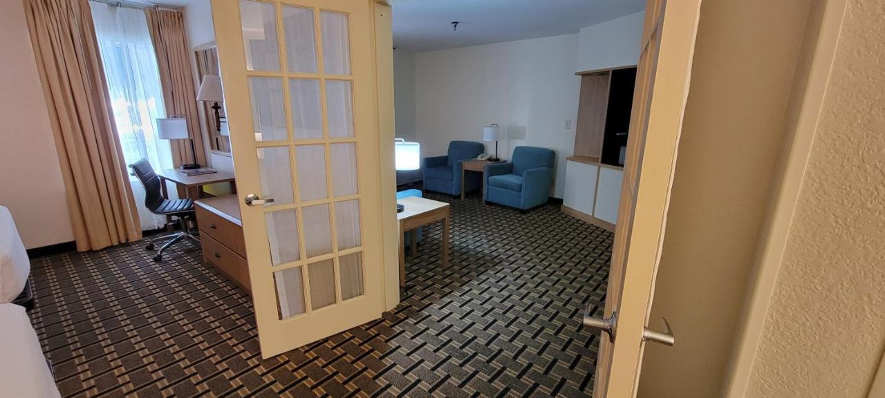 Hotel Carolina A Days Inn By Wyndham Hilton Head Island Bagian luar foto