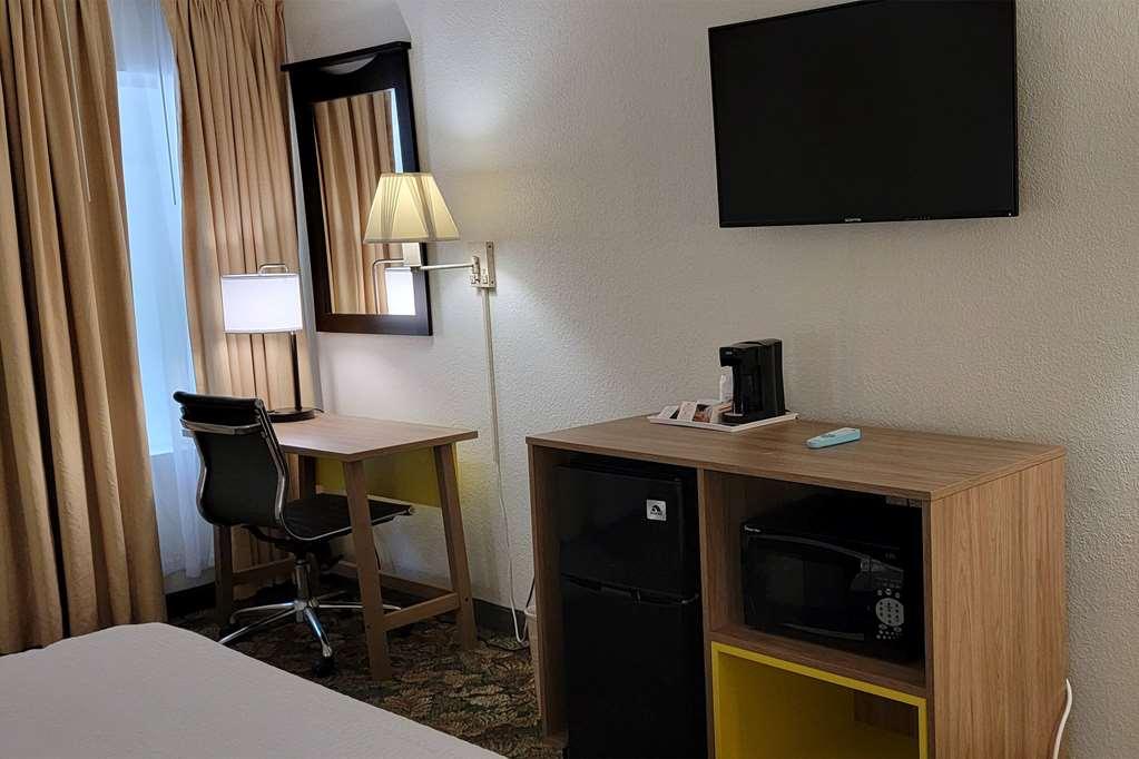 Hotel Carolina A Days Inn By Wyndham Hilton Head Island Ruang foto