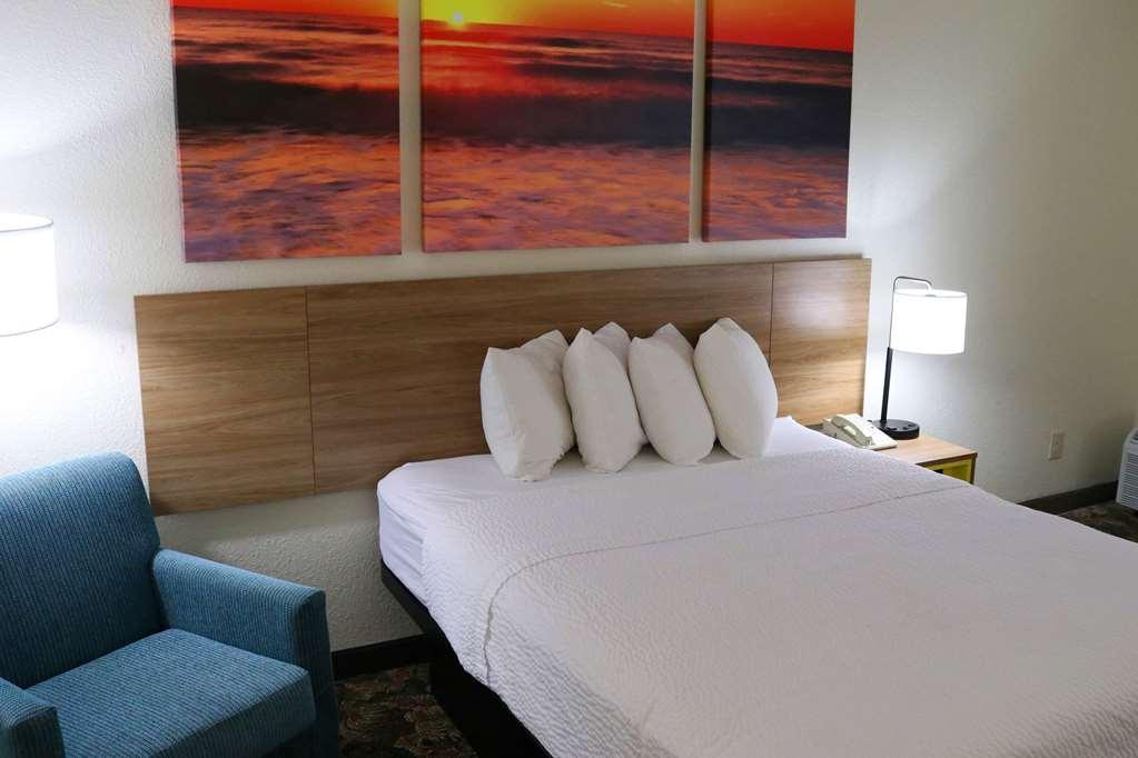 Hotel Carolina A Days Inn By Wyndham Hilton Head Island Ruang foto