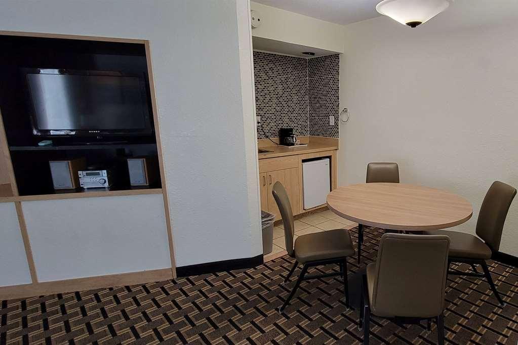 Hotel Carolina A Days Inn By Wyndham Hilton Head Island Ruang foto